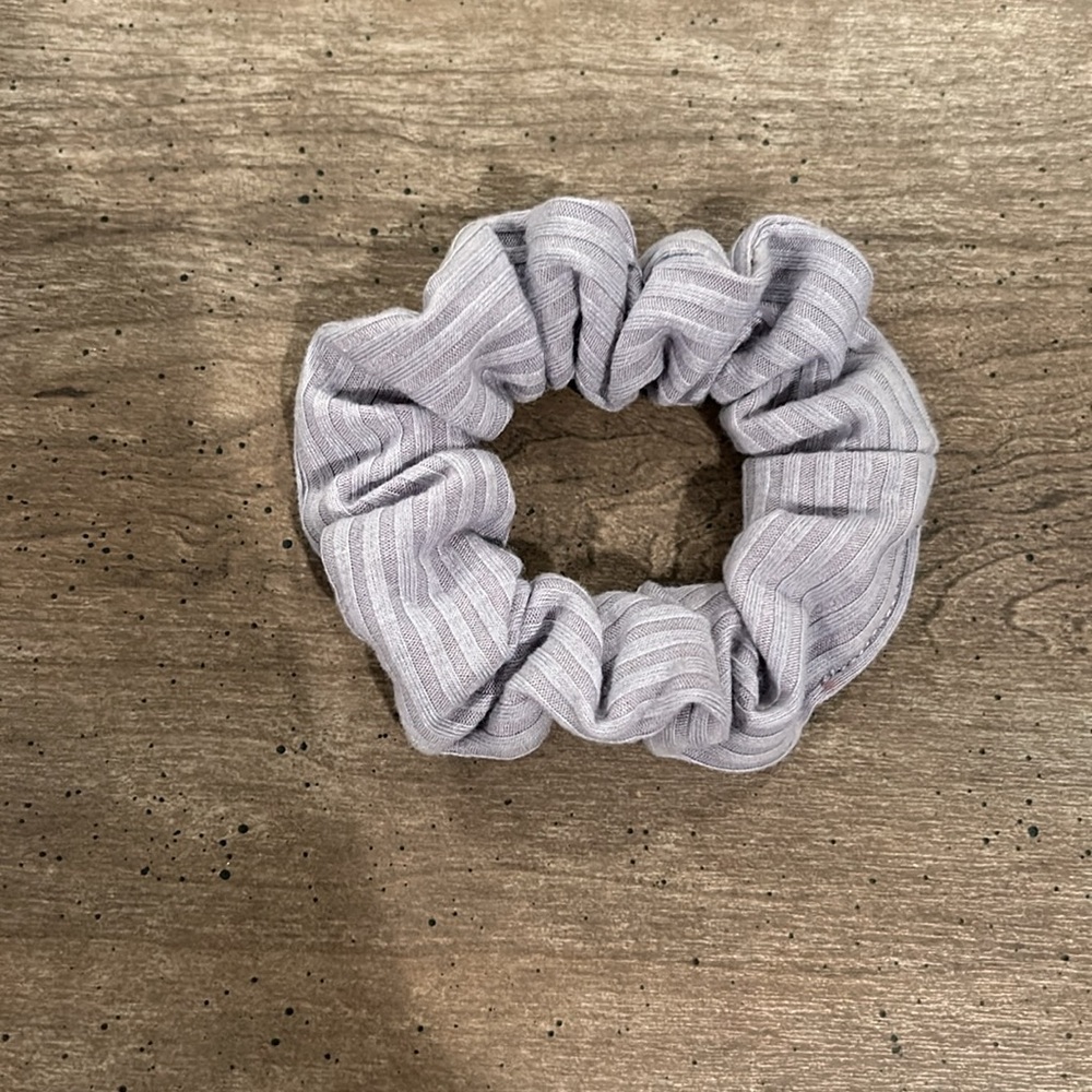 Pastel / Light-colored Scrunchie Set - Picture 4 of 6